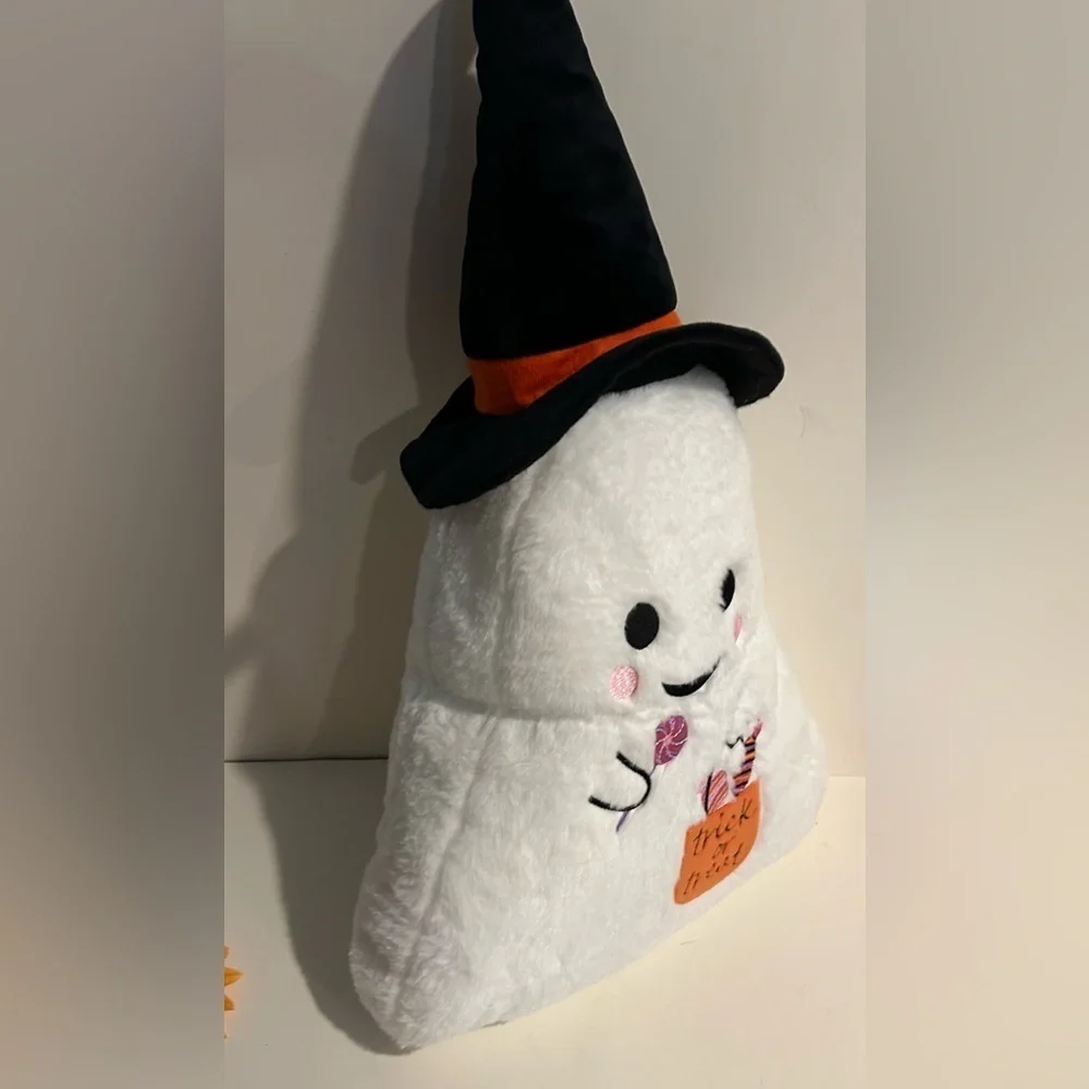 Halloween Ghost Witch Hat Plush Throw Pillow Trick or Treat Decor New